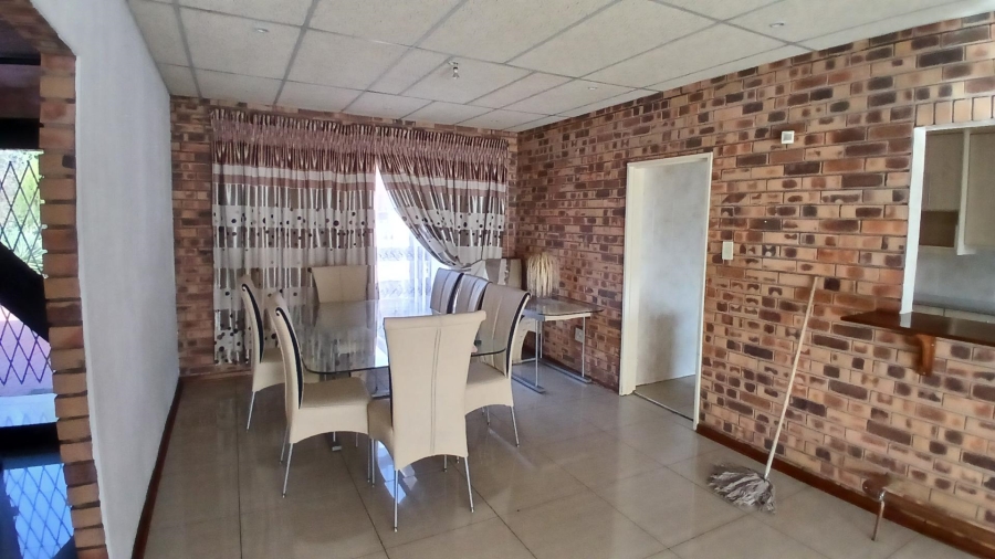 3 Bedroom Property for Sale in Universitas Ridge Free State